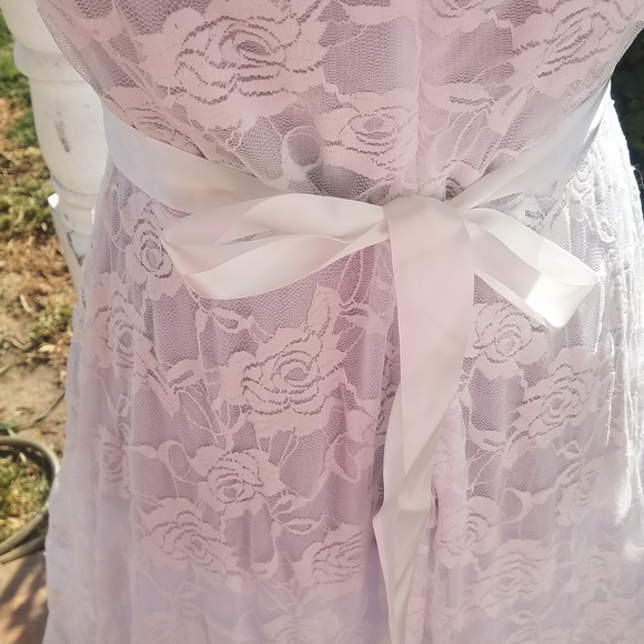 Lacey white dress LARGE - Picture 4 of 7